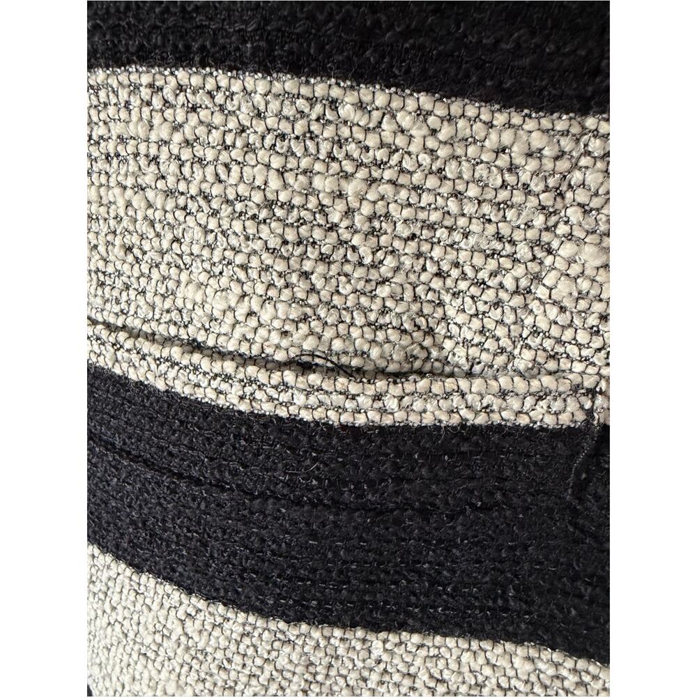 Alice + Olivia Textured Black Cream Silver Thread Horizontal Stripe Crop Jacket - Picture 8 of 10